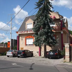 Attila Y Restaurante Budapest